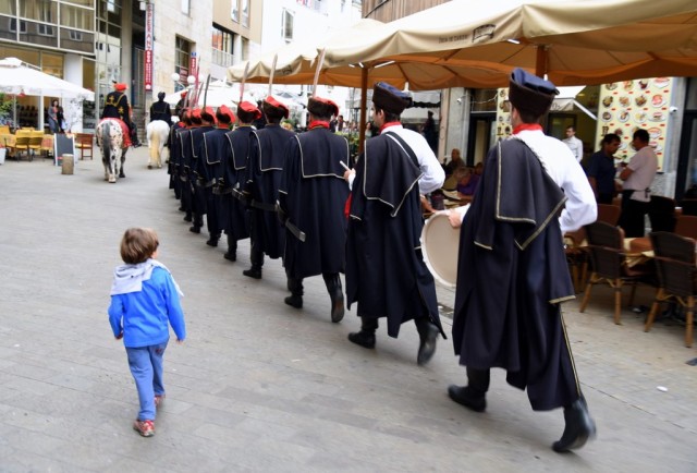 Cameron-Croatia-Zagreb-Changing Guard Kid