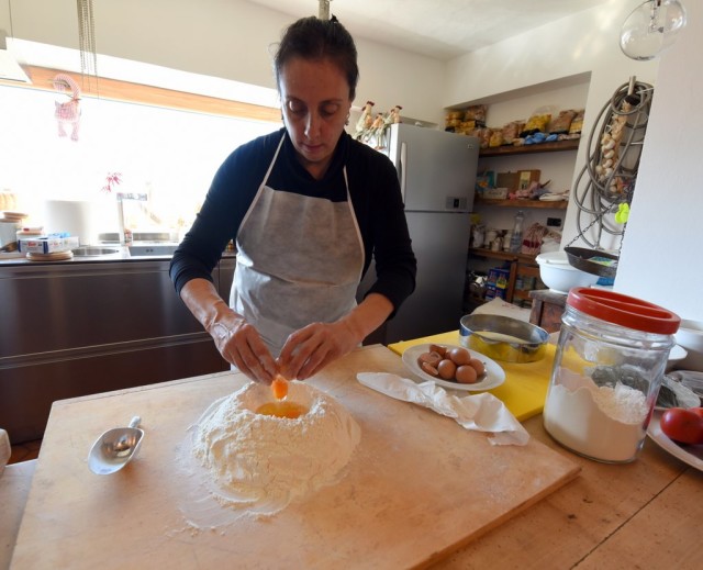 cameron-italy-tuscany-cooking-class-laura-013