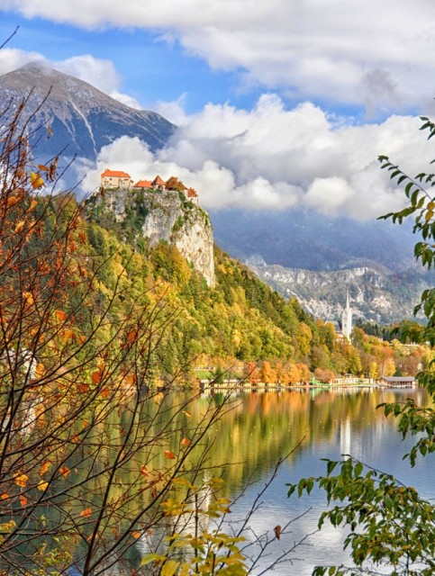 The 8 Best Things To Do In Lake Bled During Autumn - CHARLIES