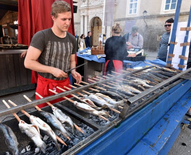 cameron-austria-salzburg-steckerlfisch