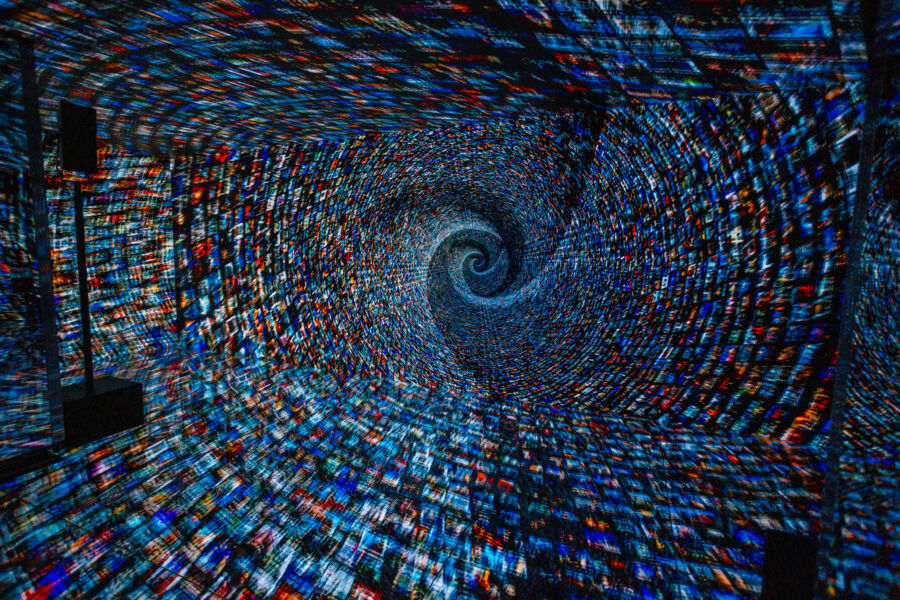 An optical illusion of technology in an endless swirl