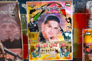 p33-martyr-poster-teenager