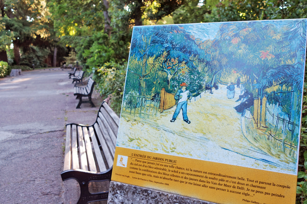 Van Gogh Easel in the Park